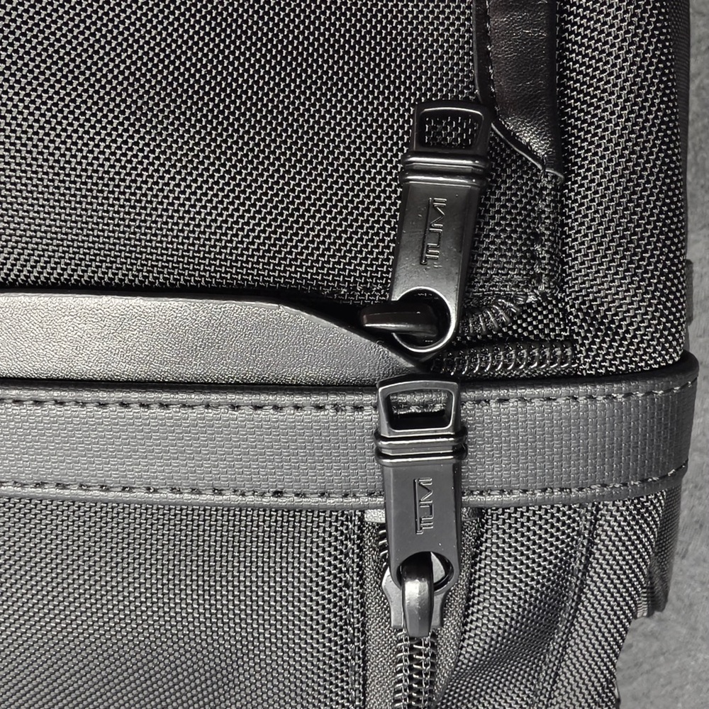 🌺TUMI Alpha 3 Backpack | Ballistic Nylon Large Capacity | Business & Travel - Picture 6 of 7